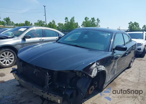 2016 Dodge Charger Sxt z USA, uszkodzony, nr VIN 2C3CDXHG6GH174032